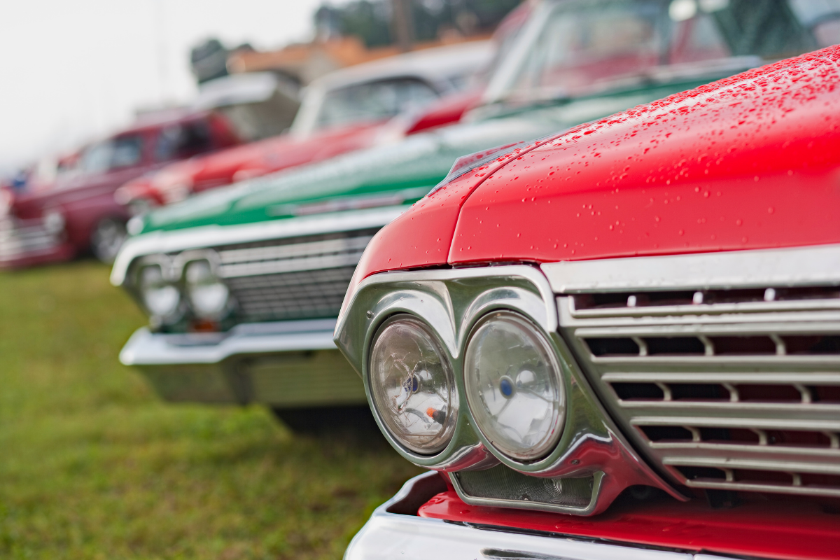 Les voitures classiques font leur grand retour : voici pourquoi vous devriez investir